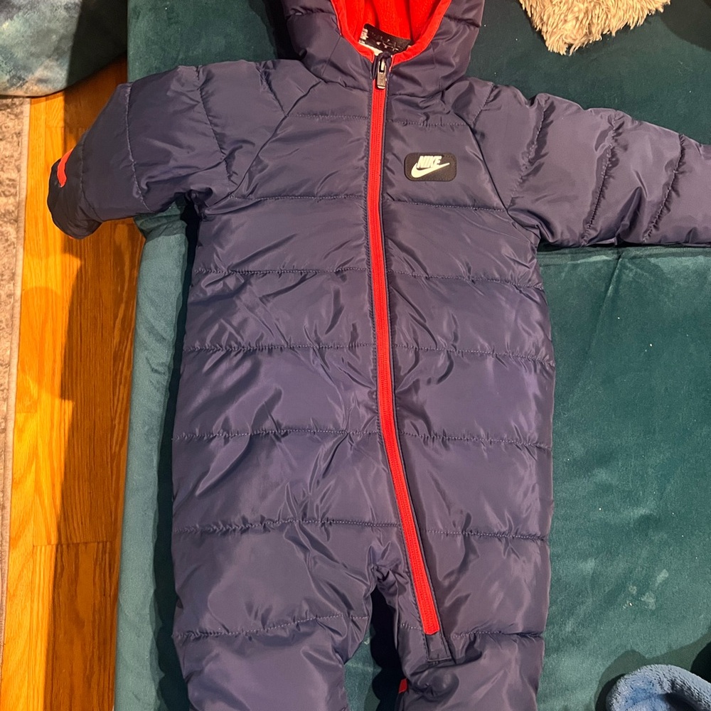 Navy blue Nike winter snow suit 9M.
